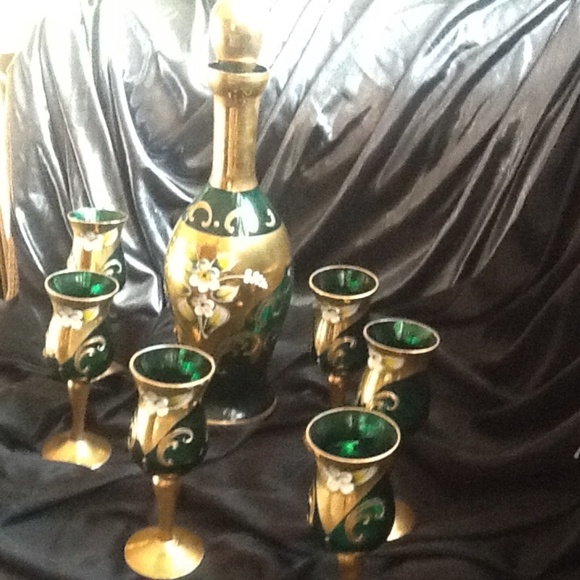 From ITALY Heavily Gold Encrusted Carafe set with 6 goblets possibly MURANO - Picture 1 of 7